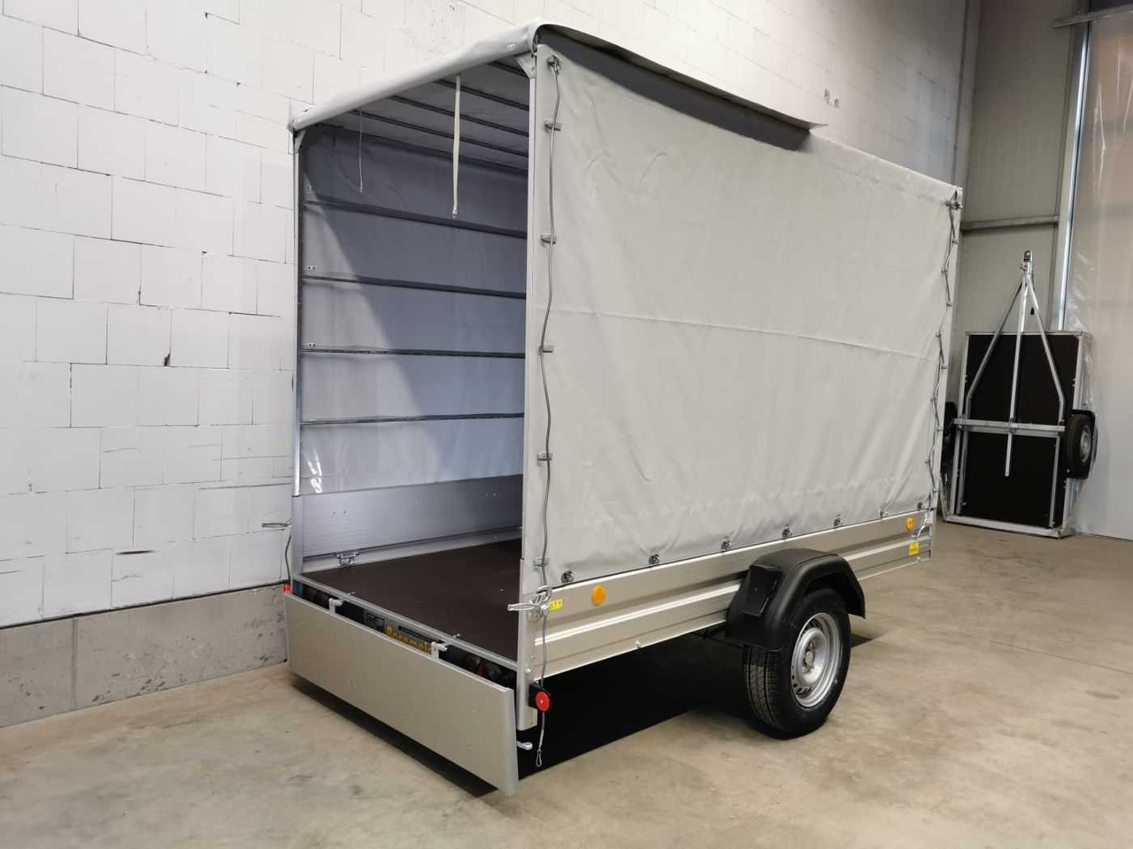 Rimorchio per auto nuovo BOECKMANN TL-AL 3015/135 Plane Kastenanhänger gebremst: foto 9