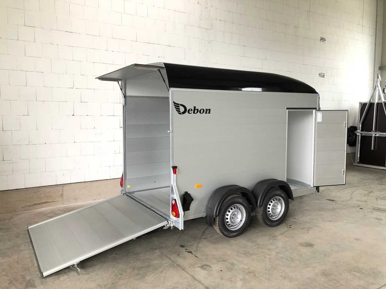 CHEVAL LIBERTE C500 Roadster 2 Türen Kofferanhänger - Rimorchio per moto: foto 3 CHEVAL LIBERTE C500 Roadster 2 Türen Kofferanhänger - Rimorchio per moto: foto 3
