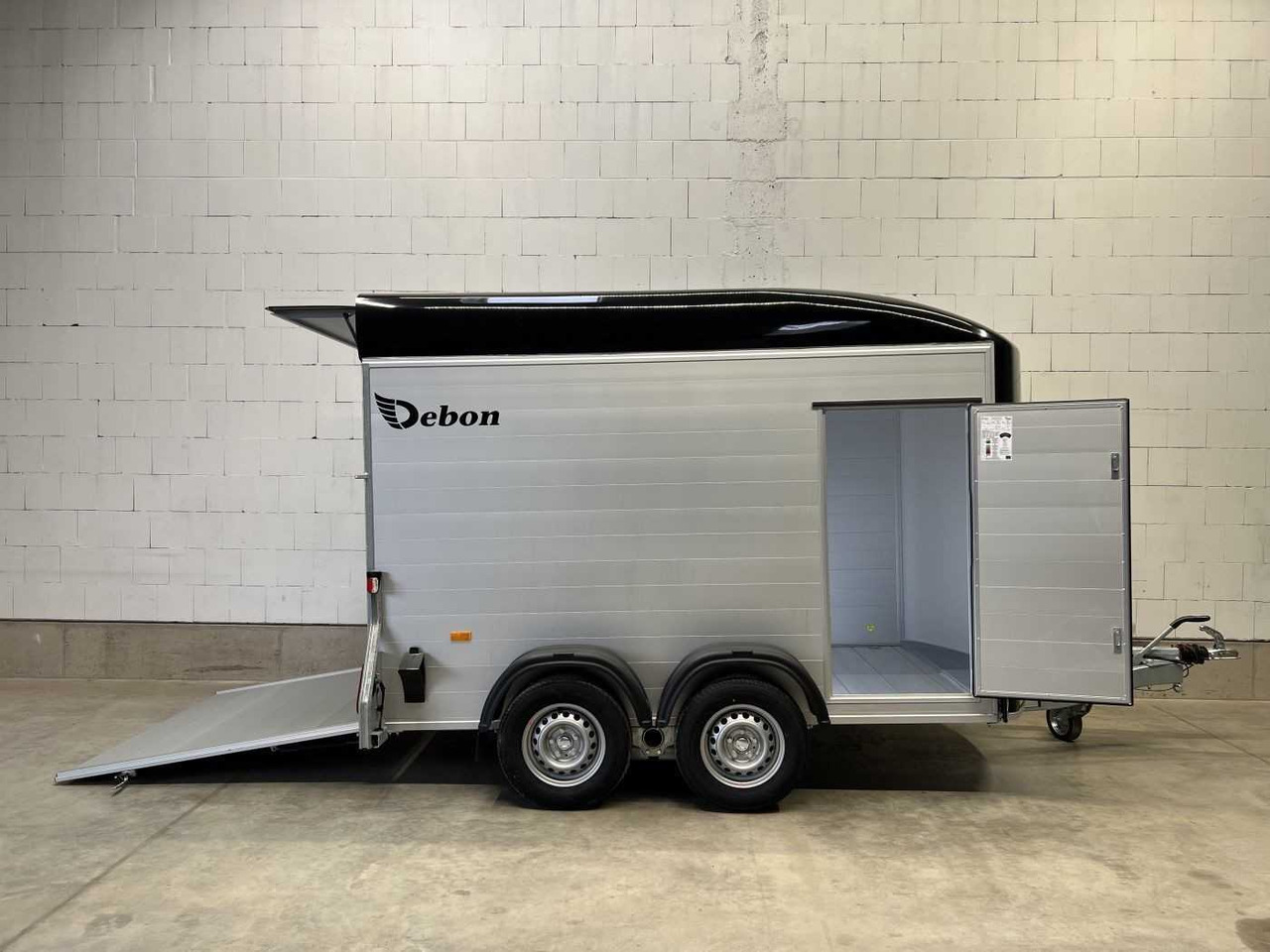 CHEVAL LIBERTE DEBON C500 Roadster Kofferanhänger - Rimorchio per moto: foto 1 CHEVAL LIBERTE DEBON C500 Roadster Kofferanhänger - Rimorchio per moto: foto 1