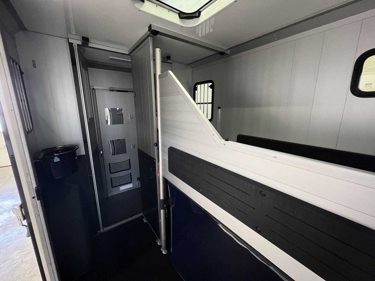 Fiat Böckmann Compact Stall LKW - Van trasporto cavalli: foto 5 Fiat Böckmann Compact Stall LKW - Van trasporto cavalli: foto 5