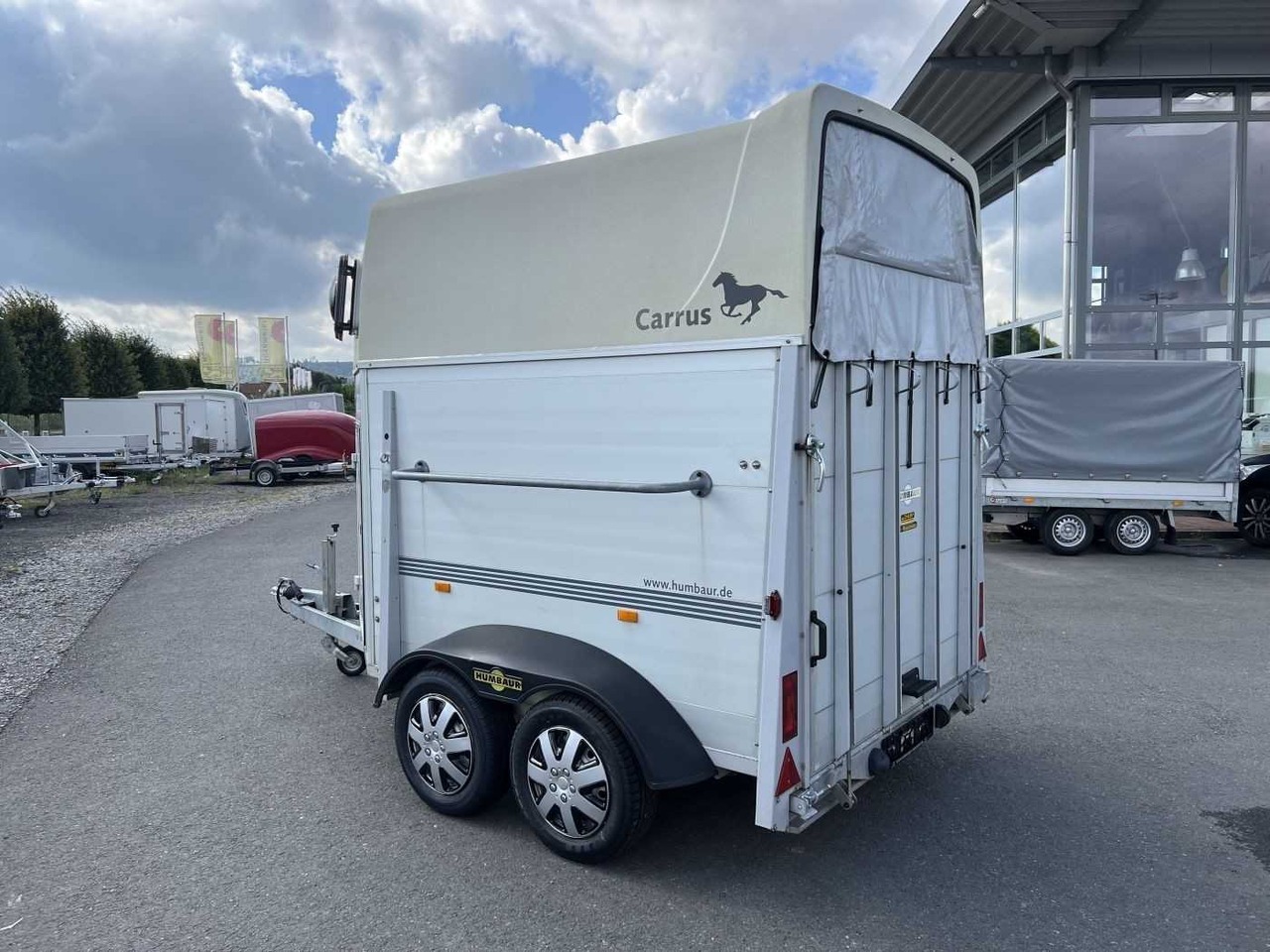 HUMBAUR HP 2000 Pferdeanhänger - Rimorchio per auto: foto 5 HUMBAUR HP 2000 Pferdeanhänger - Rimorchio per auto: foto 5