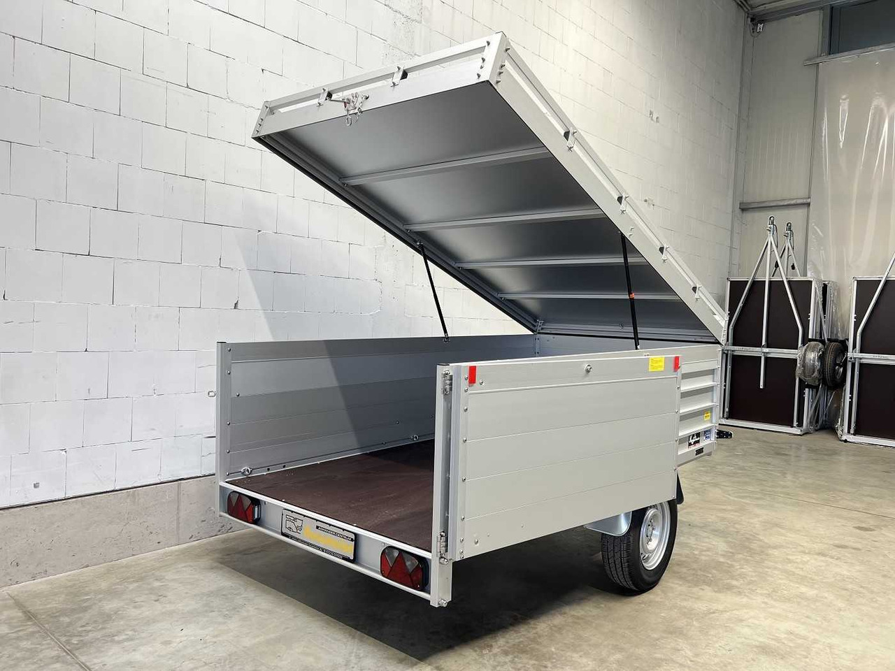 KOCH 7.13 2 BWEH Tür Deckelanhänger - Rimorchio per auto: foto 5 KOCH 7.13 2 BWEH Tür Deckelanhänger - Rimorchio per auto: foto 5