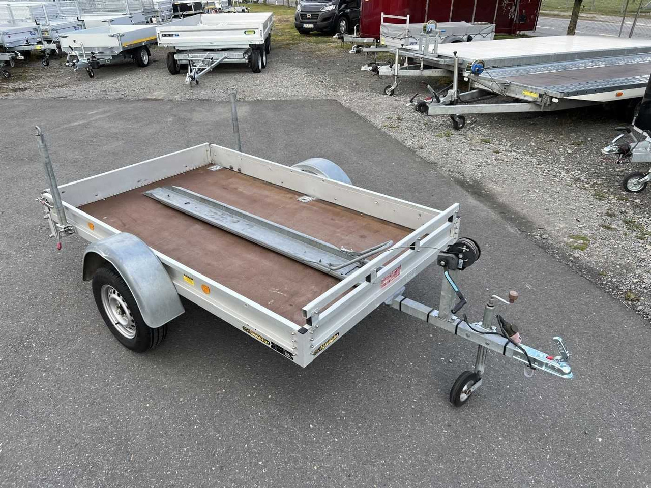 Leasing di KOCH U750 N Kastenanhänger ungebremst KOCH U750 N Kastenanhänger ungebremst: foto 23 Leasing di KOCH U750 N Kastenanhänger ungebremst KOCH U750 N Kastenanhänger ungebremst: foto 23