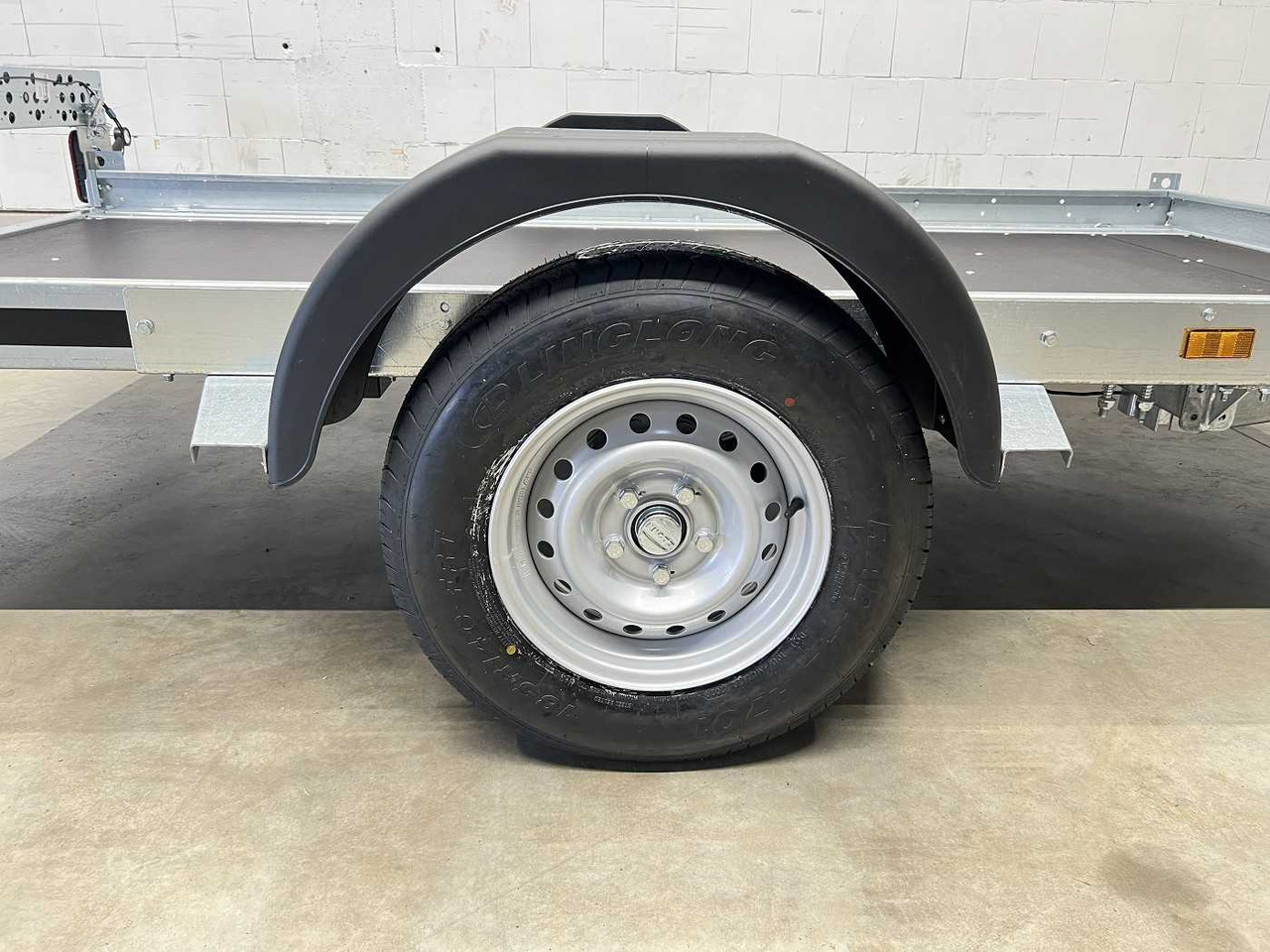 Rimorchio per moto nuovo MARTZ Unilader 330 C 1,5T Motorradanhänger: foto 13