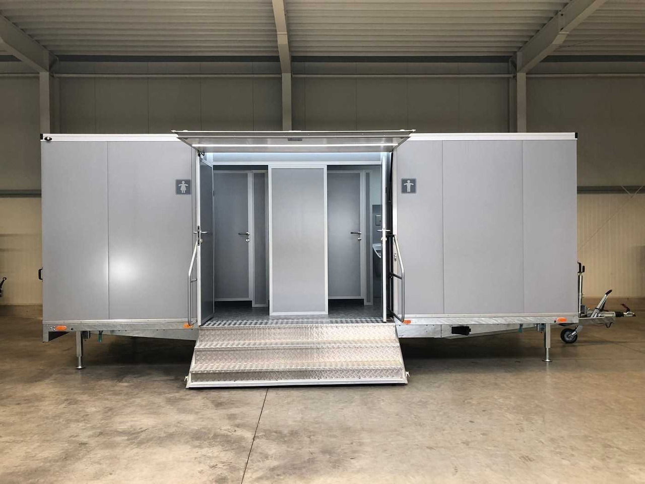 ROSEMEIER VE 4 Damen, 1 Herren, 4 Urinale Toilettenanhänger - Contenitore abitativo, Rimorchio: foto 4 ROSEMEIER VE 4 Damen, 1 Herren, 4 Urinale Toilettenanhänger - Contenitore abitativo, Rimorchio: foto 4