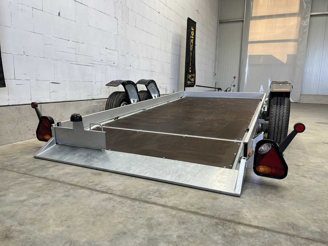 VEZEKO Husky FB 27.35 Absenker - Rimorchio: foto 5 VEZEKO Husky FB 27.35 Absenker - Rimorchio: foto 5