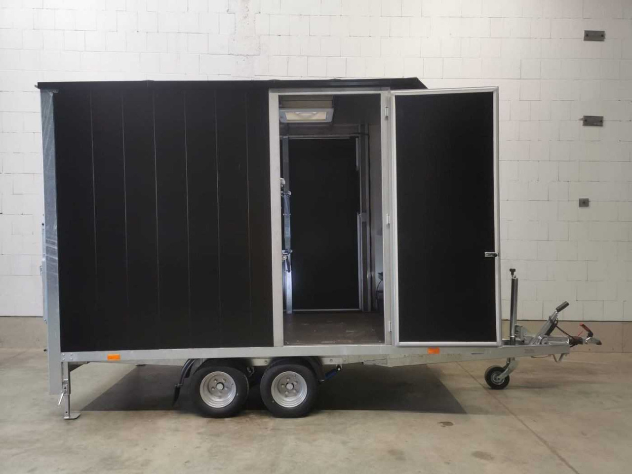 VEZEKO Kart 3 Kofferanhänger - Rimorchio: foto 5 VEZEKO Kart 3 Kofferanhänger - Rimorchio: foto 5