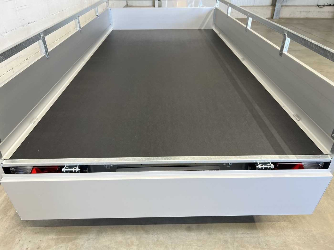 SARIS McAlu Pro 305 153 1500 1 Kastenanhänger gebremst - Rimorchio per auto: foto 3 SARIS McAlu Pro 305 153 1500 1 Kastenanhänger gebremst - Rimorchio per auto: foto 3