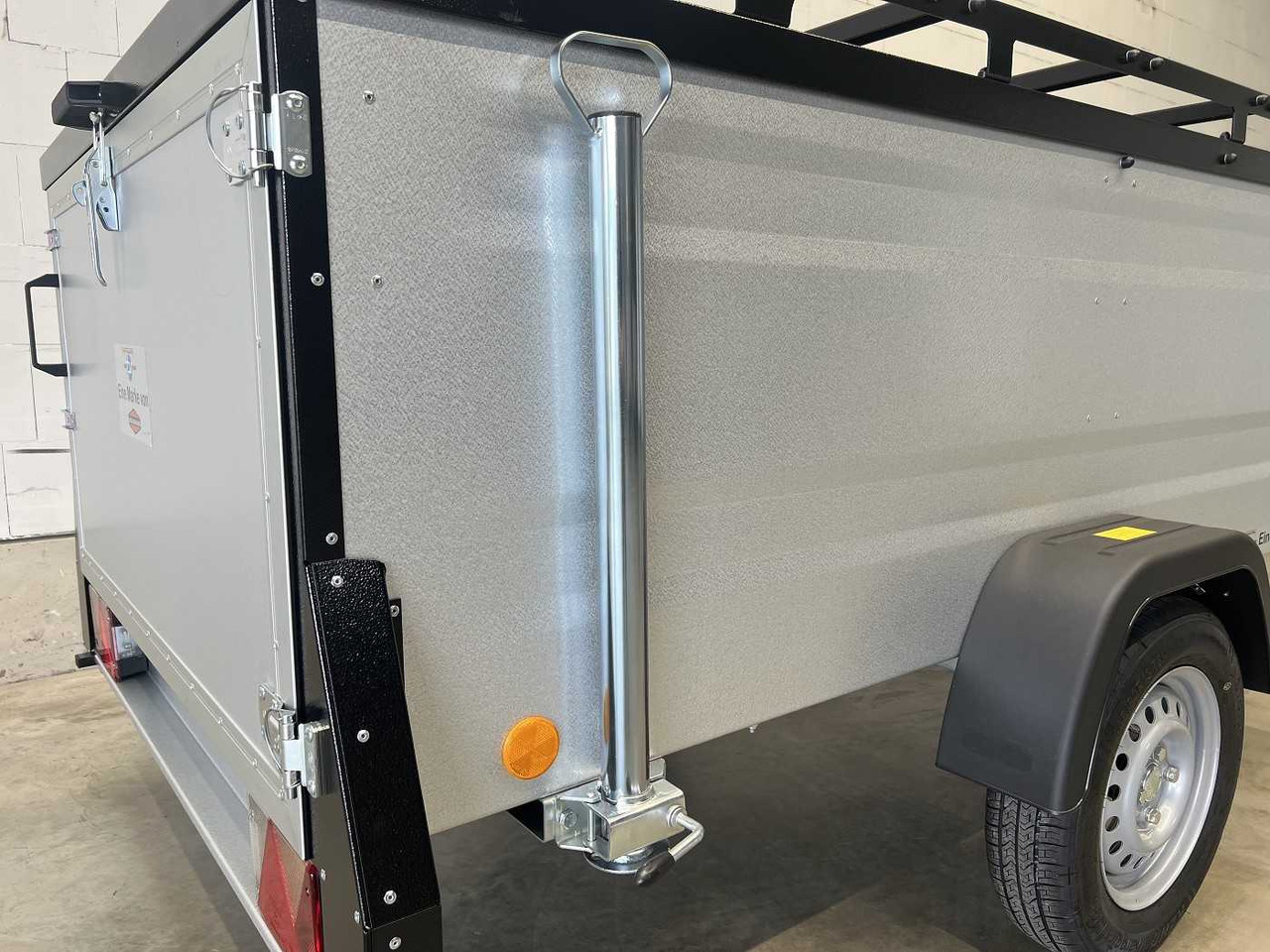 TPV KT-EU3 Deckelanhänger - Rimorchio per auto: foto 3 TPV KT-EU3 Deckelanhänger - Rimorchio per auto: foto 3