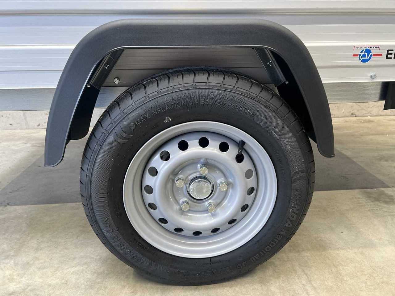 TPV TL-EB 2010/100 AL Kastenanhänger gebremst - Rimorchio per auto: foto 5 TPV TL-EB 2010/100 AL Kastenanhänger gebremst - Rimorchio per auto: foto 5