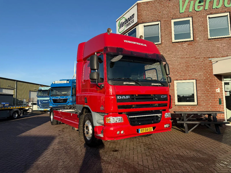 DAF CF 75 CF75-250 4X2 SPACECAB/RENOVA/STEEL/AIR/AIRCO/HOLLAND TRUCK - Autocarro portacontainer/ Caisse interchangeable: foto 1 DAF CF 75 CF75-250 4X2 SPACECAB/RENOVA/STEEL/AIR/AIRCO/HOLLAND TRUCK - Autocarro portacontainer/ Caisse interchangeable: foto 1