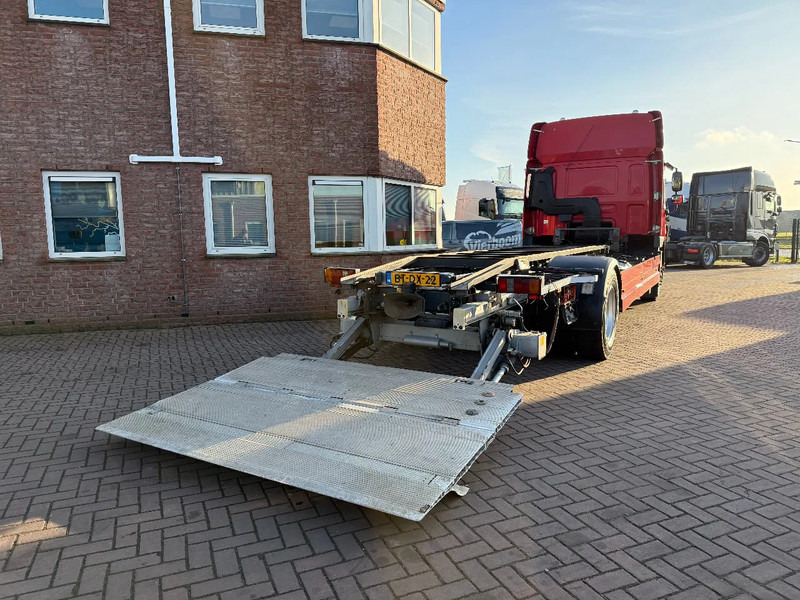 DAF CF 75 CF75-250 4X2 SPACECAB/RENOVA/STEEL/AIR/AIRCO/HOLLAND TRUCK - Autocarro portacontainer/ Caisse interchangeable: foto 4 DAF CF 75 CF75-250 4X2 SPACECAB/RENOVA/STEEL/AIR/AIRCO/HOLLAND TRUCK - Autocarro portacontainer/ Caisse interchangeable: foto 4