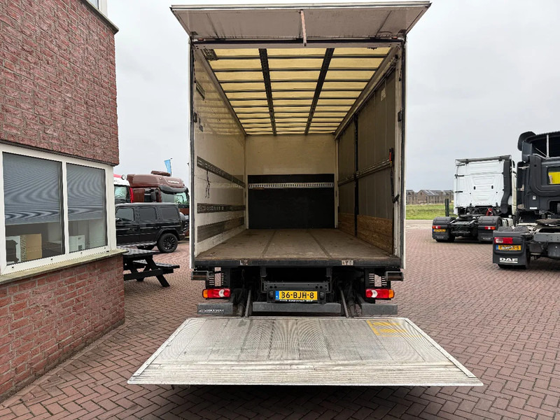 DAF LF 210 LF210 4X2 / Slaapcabine / 11.990KG / D'hollandia 1.50KG / DAF dealer onderhoud - Autocarro furgonato: foto 3 DAF LF 210 LF210 4X2 / Slaapcabine / 11.990KG / D'hollandia 1.50KG / DAF dealer onderhoud - Autocarro furgonato: foto 3