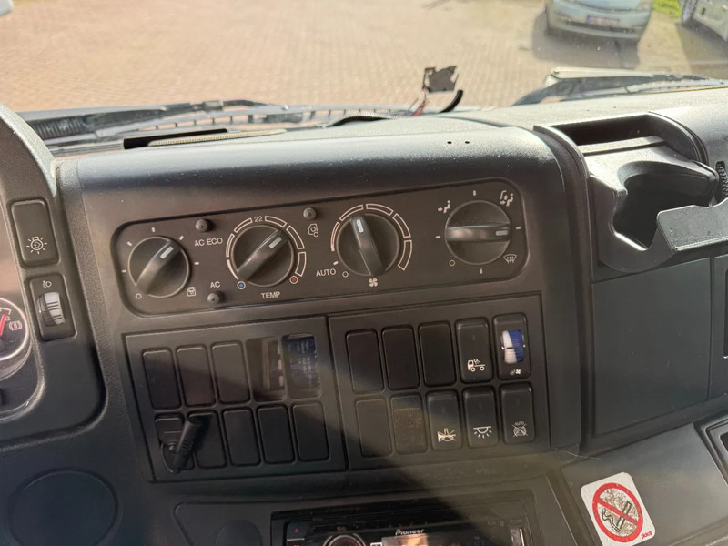 Autocarro furgonato MAN TGM 18.250 TGM 18.250 4X2 Koffer mit Ladebordwand TUV-2-2026 NL-Truck: foto 13 Autocarro furgonato MAN TGM 18.250 TGM 18.250 4X2 Koffer mit Ladebordwand TUV-2-2026 NL-Truck: foto 13