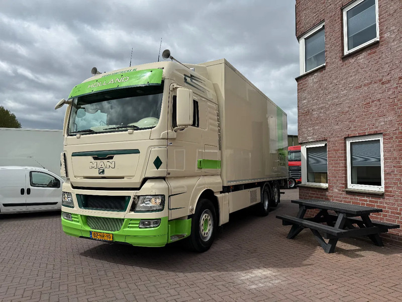 MAN TGX 26.440 TGX 26.440 6X2 Fridge Truck Euro5 TRS Cooling /Special Interior / Holland Truck !!!!!!!!! - Autocarro frigorifero: foto 2 MAN TGX 26.440 TGX 26.440 6X2 Fridge Truck Euro5 TRS Cooling /Special Interior / Holland Truck !!!!!!!!! - Autocarro frigorifero: foto 2