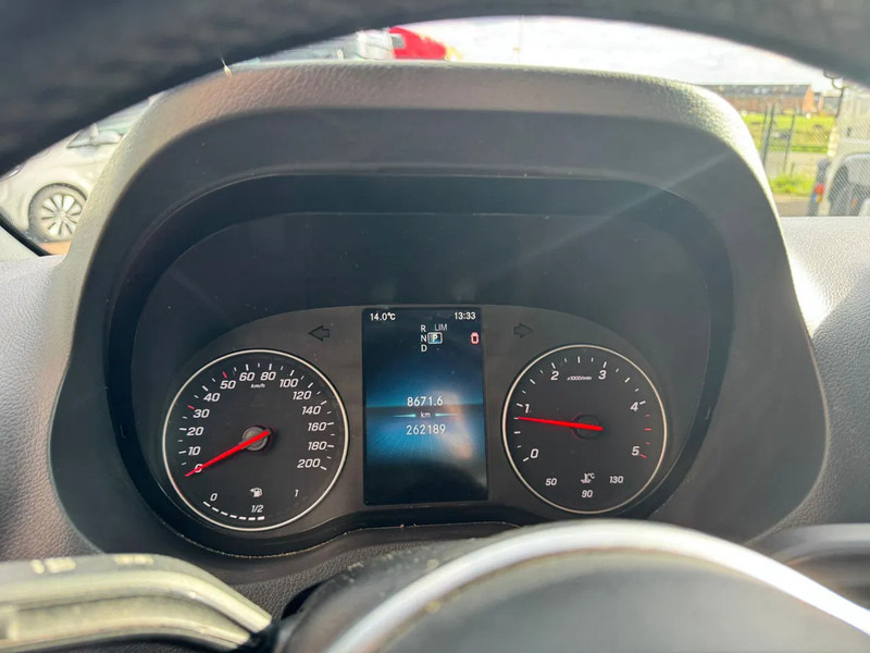 Mercedes-Benz Sprinter Sprinter 515CDI bakwagen met klep / automaat / MBUX /Navi / Airco / Camera / Top - Furgone box: foto 4 Mercedes-Benz Sprinter Sprinter 515CDI bakwagen met klep / automaat / MBUX /Navi / Airco / Camera / Top - Furgone box: foto 4