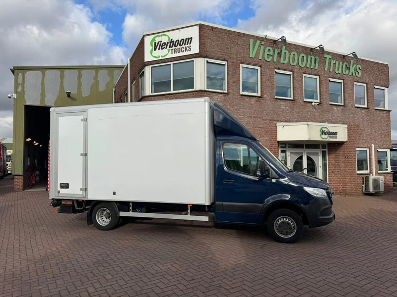 Mercedes-Benz Sprinter Sprinter 515CDI bakwagen met klep / automaat / MBUX /Navi / Airco / Camera / Top - Furgone box: foto 3 Mercedes-Benz Sprinter Sprinter 515CDI bakwagen met klep / automaat / MBUX /Navi / Airco / Camera / Top - Furgone box: foto 3