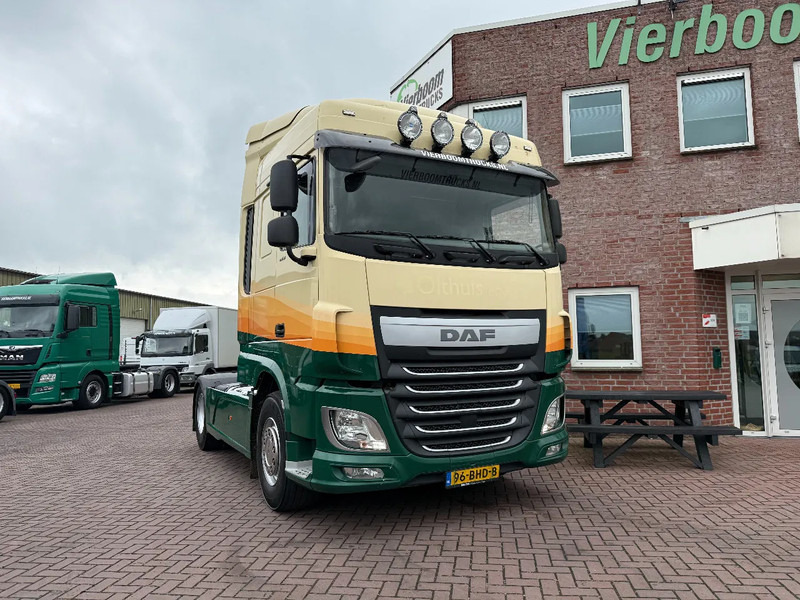 DAF XF 460 XF460 4X2 SPACECAB / HYDRAULICS / - Trattore stradale: foto 1 DAF XF 460 XF460 4X2 SPACECAB / HYDRAULICS / - Trattore stradale: foto 1