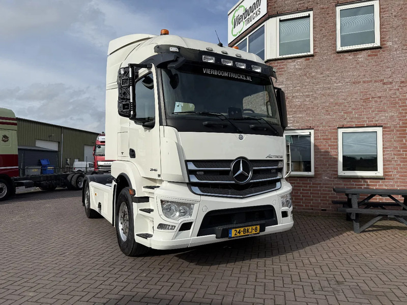 Mercedes-Benz Actros Actros 1846LS 4X2 Streamspace Holland Truck - Trattore stradale: foto 1 Mercedes-Benz Actros Actros 1846LS 4X2 Streamspace Holland Truck - Trattore stradale: foto 1