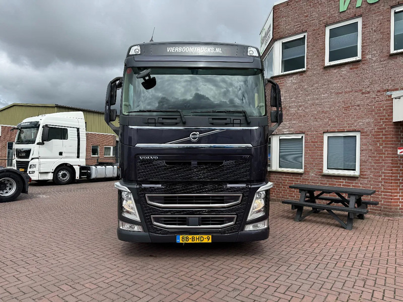Volvo FH FH420 4X2 Globetrotter XL Kuhlkoffer mit Frigoblock - Autocarro frigorifero: foto 4 Volvo FH FH420 4X2 Globetrotter XL Kuhlkoffer mit Frigoblock - Autocarro frigorifero: foto 4