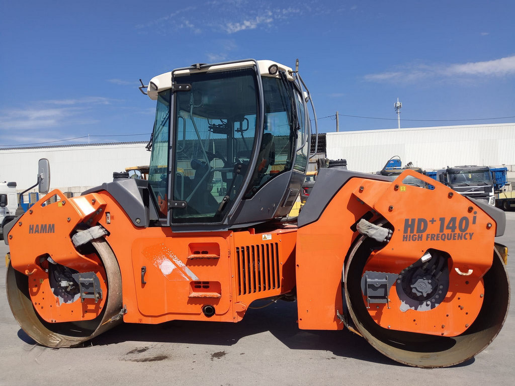 HAMM HD+ 140i VV-HF - Rullo stradale: foto 1 HAMM HD+ 140i VV-HF - Rullo stradale: foto 1