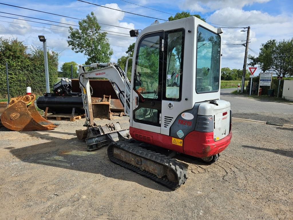 TAKEUCHI TB 219 - Miniescavatore: foto 2 TAKEUCHI TB 219 - Miniescavatore: foto 2