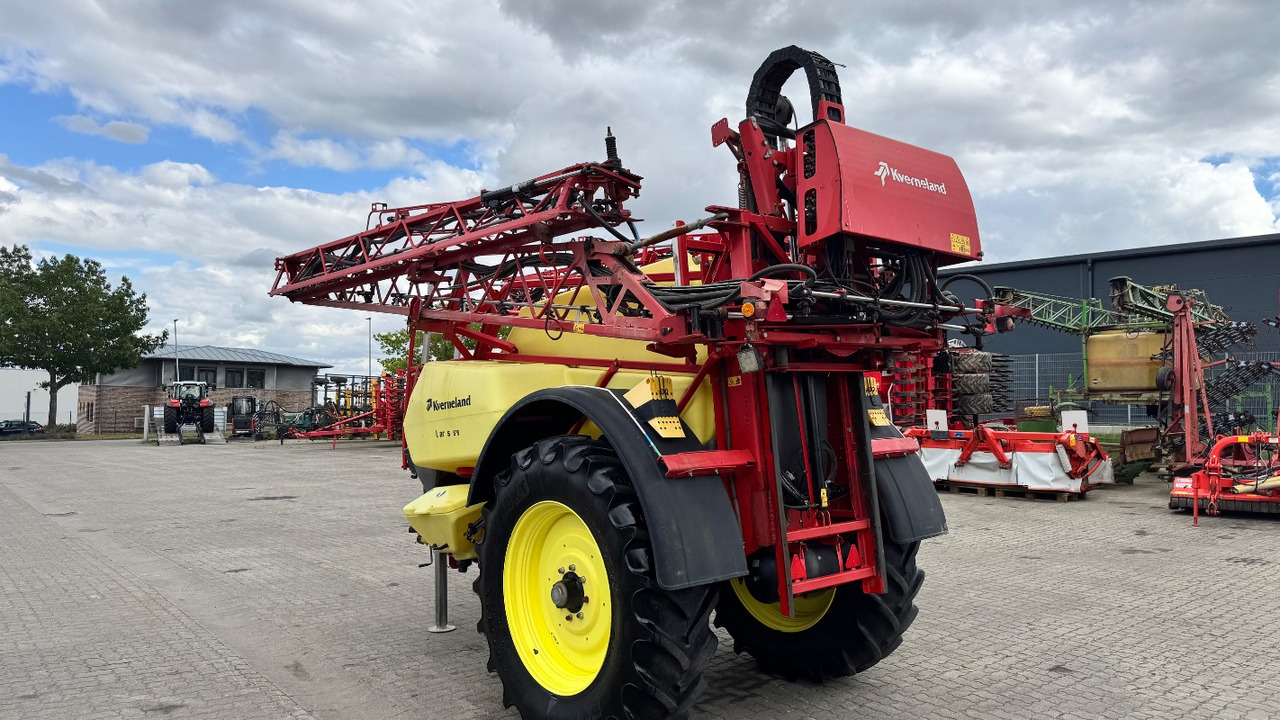 Polverizzatore Kverneland Ikarus S38 27m: foto 12 Polverizzatore Kverneland Ikarus S38 27m: foto 12