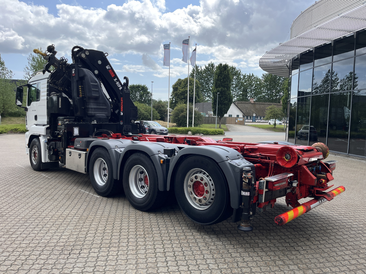 MAN TGS 35.500 8x4 - Autocarro portacontainer/ Caisse interchangeable, Camion con gru: foto 3 MAN TGS 35.500 8x4 - Autocarro portacontainer/ Caisse interchangeable, Camion con gru: foto 3