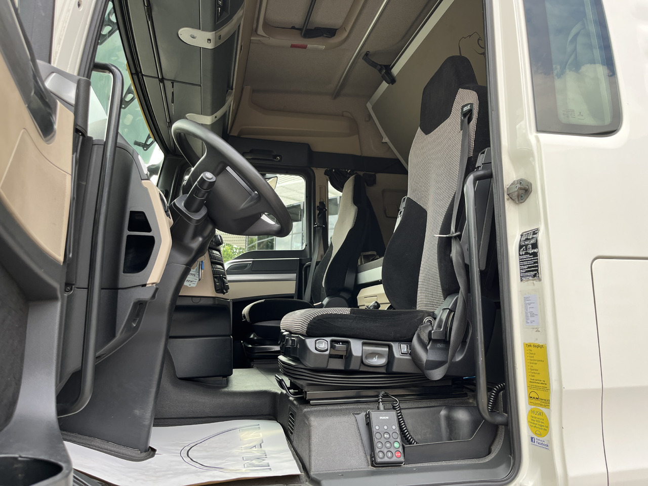 MAN TGX 26.470 6x2-2 - Trattore stradale: foto 5 MAN TGX 26.470 6x2-2 - Trattore stradale: foto 5