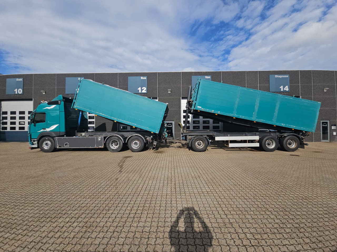 Volvo FM500 Suge-Blæse anlæg - Autocarro ribaltabile: foto 5 Volvo FM500 Suge-Blæse anlæg - Autocarro ribaltabile: foto 5