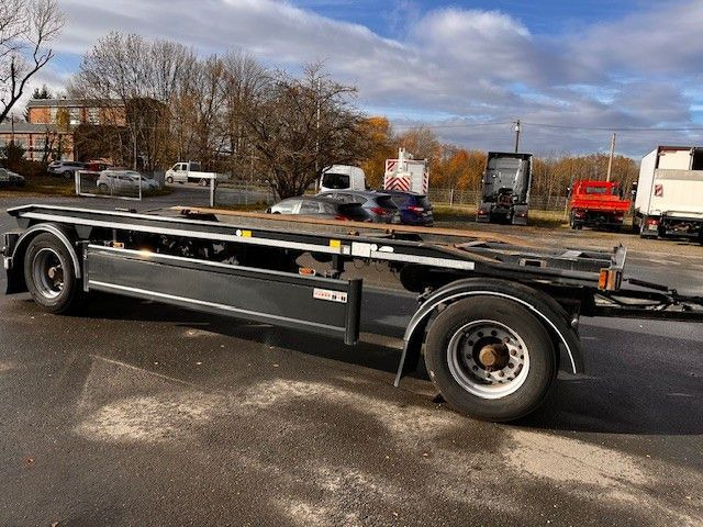 Hüffermann Abrollanhänger HAR 18.6767 - Rimorchio scarrabile/ Multibenna: foto 1 Hüffermann Abrollanhänger HAR 18.6767 - Rimorchio scarrabile/ Multibenna: foto 1