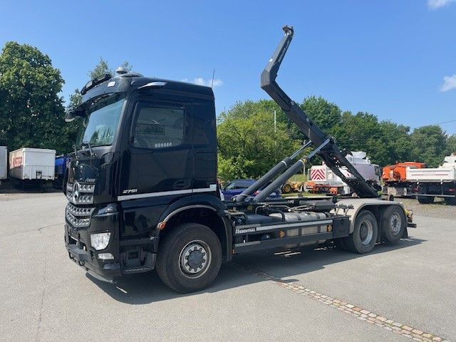 Mercedes-Benz Arocs 5 2651 HD Mit Meiller Abrollkipper - Autocarro scarrabile: foto 4 Mercedes-Benz Arocs 5 2651 HD Mit Meiller Abrollkipper - Autocarro scarrabile: foto 4