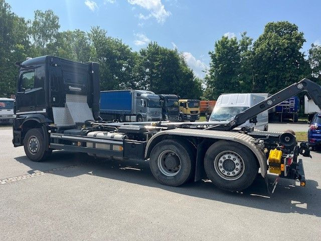 Mercedes-Benz Arocs 5 2651 HD Mit Meiller Abrollkipper - Autocarro scarrabile: foto 5 Mercedes-Benz Arocs 5 2651 HD Mit Meiller Abrollkipper - Autocarro scarrabile: foto 5