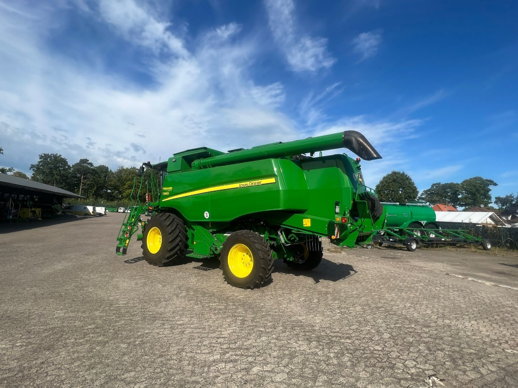 John Deere T560 - Mietitrebbia: foto 4 John Deere T560 - Mietitrebbia: foto 4