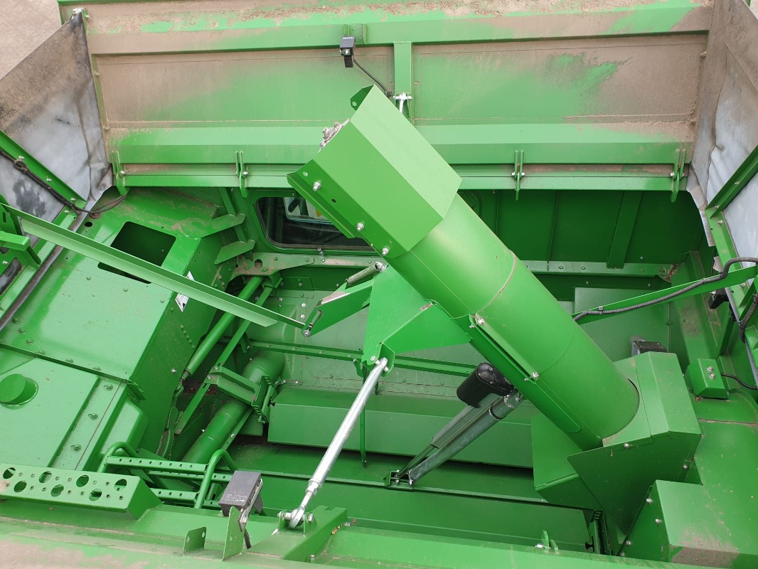 John Deere T670 - Mietitrebbia: foto 4 John Deere T670 - Mietitrebbia: foto 4