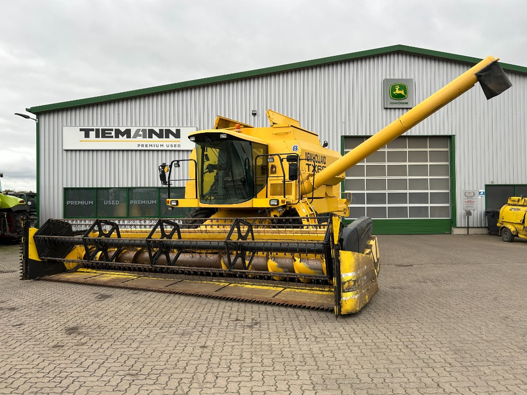 New Holland TX 68 Plus - Mietitrebbia: foto 1 New Holland TX 68 Plus - Mietitrebbia: foto 1