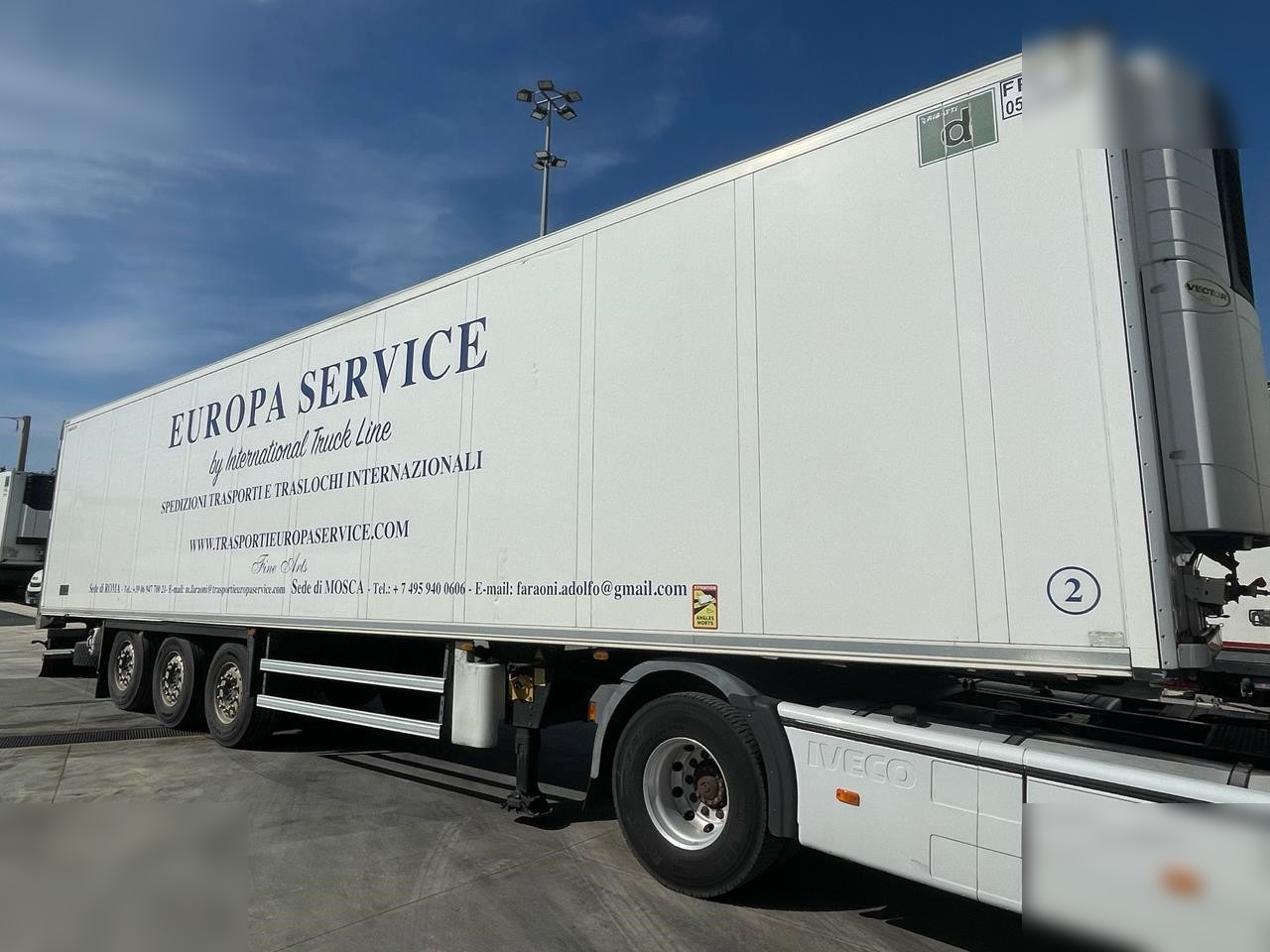 SCHMITZ CARGOBULL  - Semirimorchio frigorifero: foto 4 SCHMITZ CARGOBULL  - Semirimorchio frigorifero: foto 4