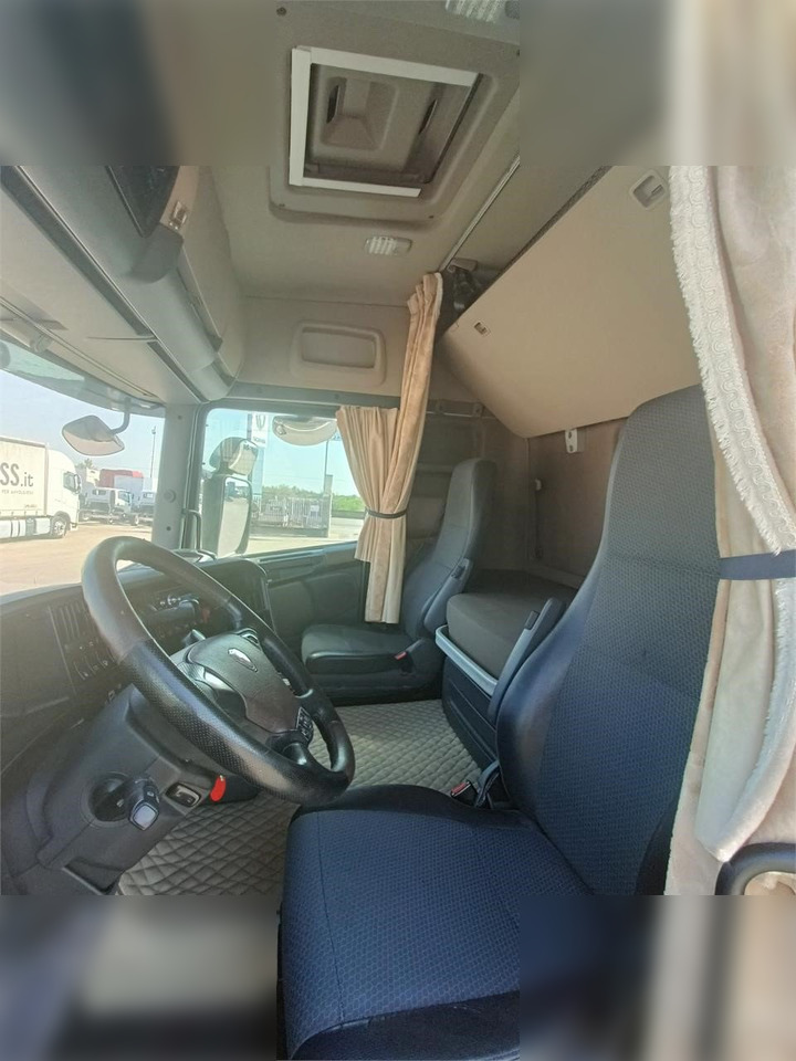 SCANIA R490 - Trattore stradale: foto 5 SCANIA R490 - Trattore stradale: foto 5