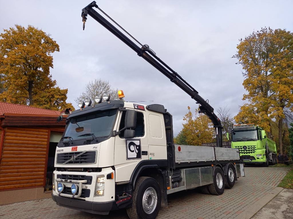 Volvo FM 300, 6x2, HIAB CRANE - Camion con gru: foto 1 Volvo FM 300, 6x2, HIAB CRANE - Camion con gru: foto 1