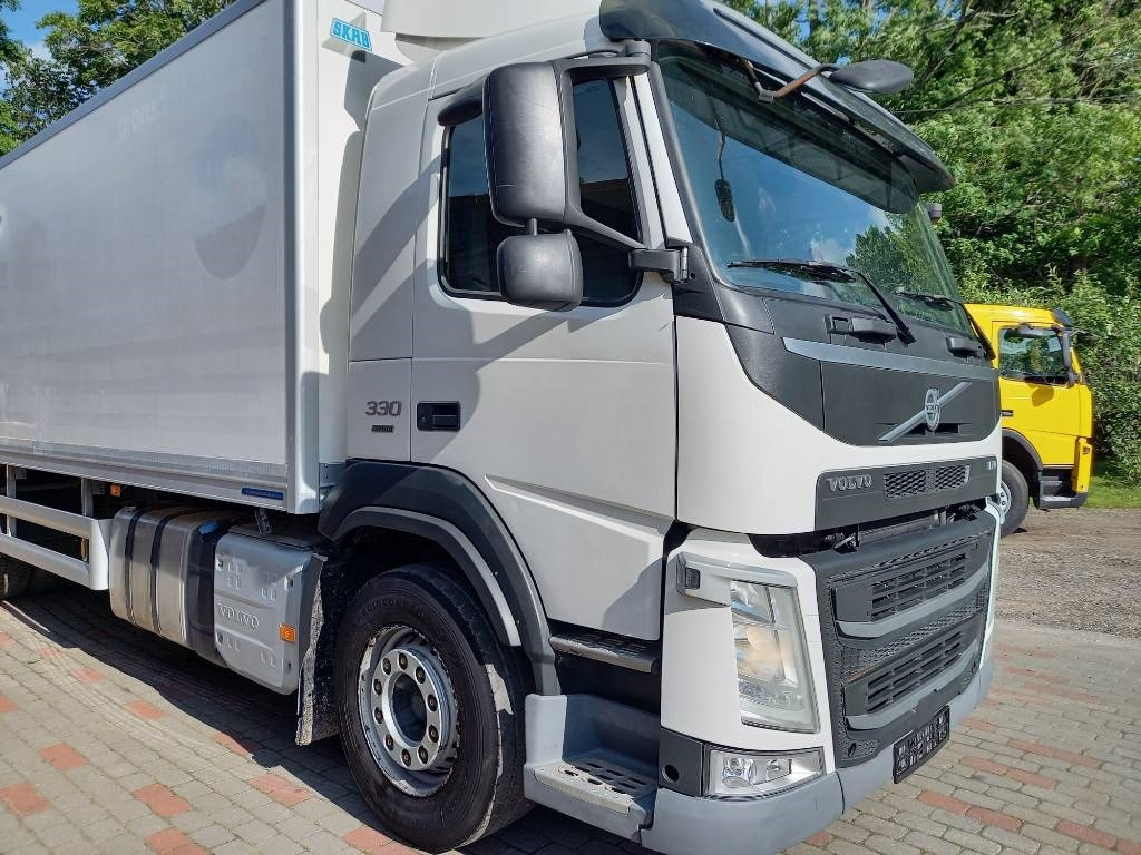 Autocarro frigorifero Volvo FM 330, 6x2, CARRIER SUPRA 950 U: foto 10