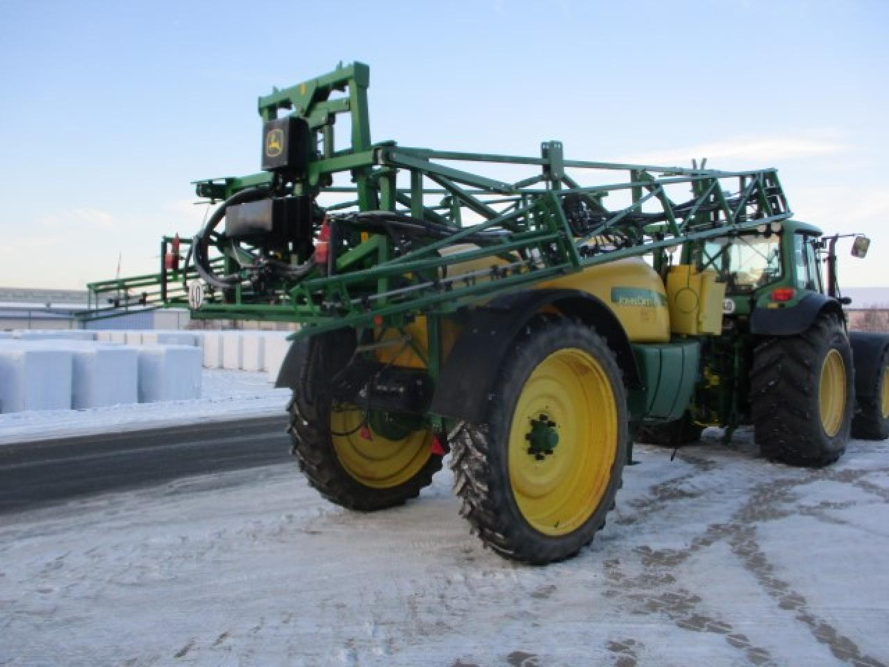 John Deere 732 - Polverizzatore trainato: foto 4 John Deere 732 - Polverizzatore trainato: foto 4