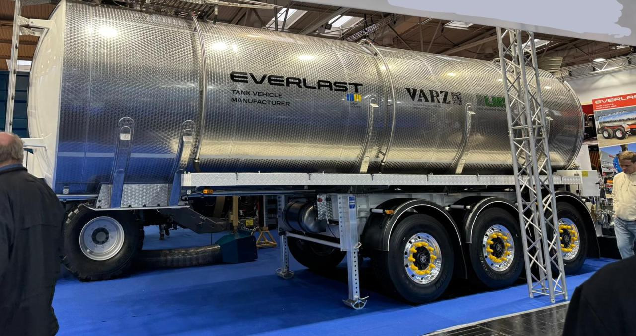 Sonstige / Other Güllezubringer - Attrezzatura per spandimento: foto 1 Sonstige / Other Güllezubringer - Attrezzatura per spandimento: foto 1