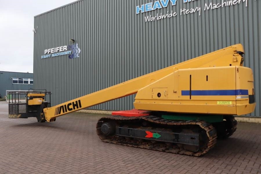 Aichi SR210 Diesel, Tracked, 23m Working Height, 19m Rea - Piattaforma telescopica: foto 2 Aichi SR210 Diesel, Tracked, 23m Working Height, 19m Rea - Piattaforma telescopica: foto 2