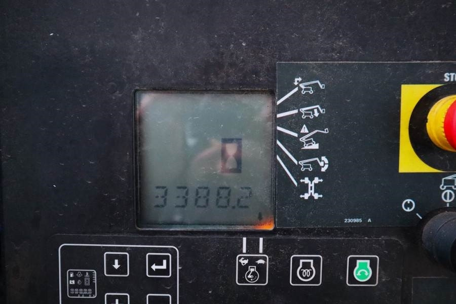 Genie ZX135/70 Diesel, 4x4x4 Drive, 43m Lifting Height, - Piattaforma articolata: foto 5 Genie ZX135/70 Diesel, 4x4x4 Drive, 43m Lifting Height, - Piattaforma articolata: foto 5