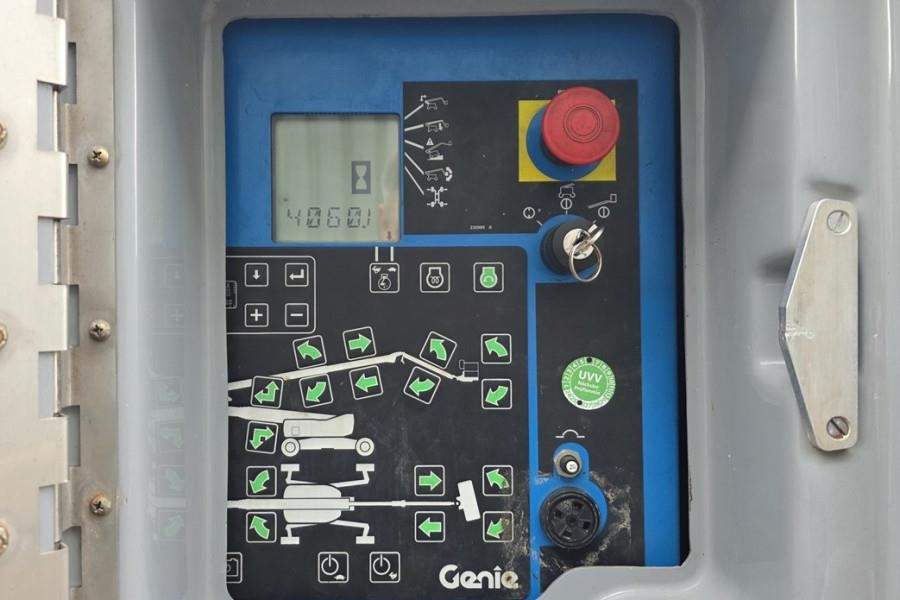 Genie ZX135/70 Diesel, 4x4x4 Drive, 43m Lifting Height, - Piattaforma articolata: foto 5 Genie ZX135/70 Diesel, 4x4x4 Drive, 43m Lifting Height, - Piattaforma articolata: foto 5