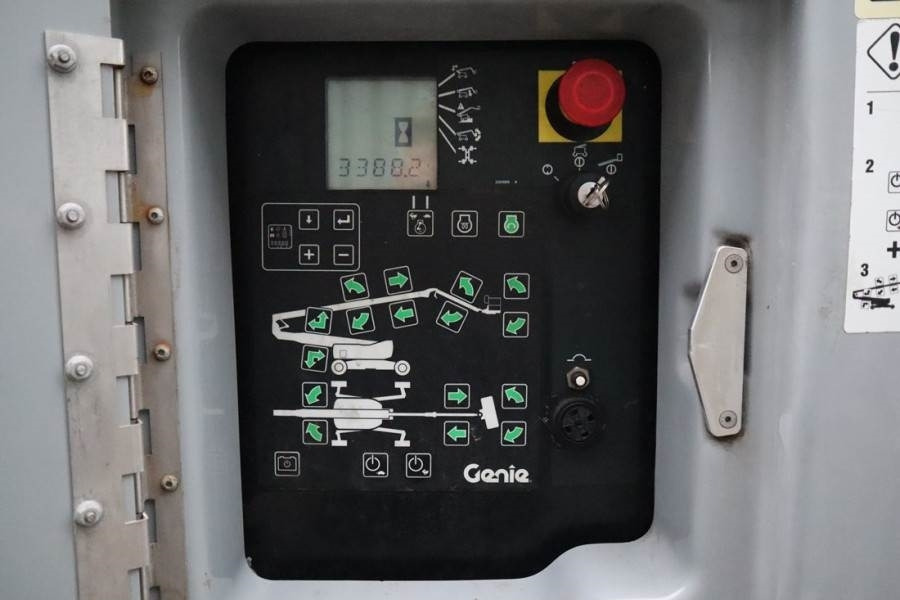 Genie ZX135/70 Diesel, 4x4x4 Drive, 43m Lifting Height, - Piattaforma articolata: foto 4 Genie ZX135/70 Diesel, 4x4x4 Drive, 43m Lifting Height, - Piattaforma articolata: foto 4