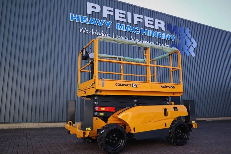 Haulotte Compact 12DX Valid Inspection, *Guarantee! Diesel, - Piattaforma a pantografo: foto 1 Haulotte Compact 12DX Valid Inspection, *Guarantee! Diesel, - Piattaforma a pantografo: foto 1
