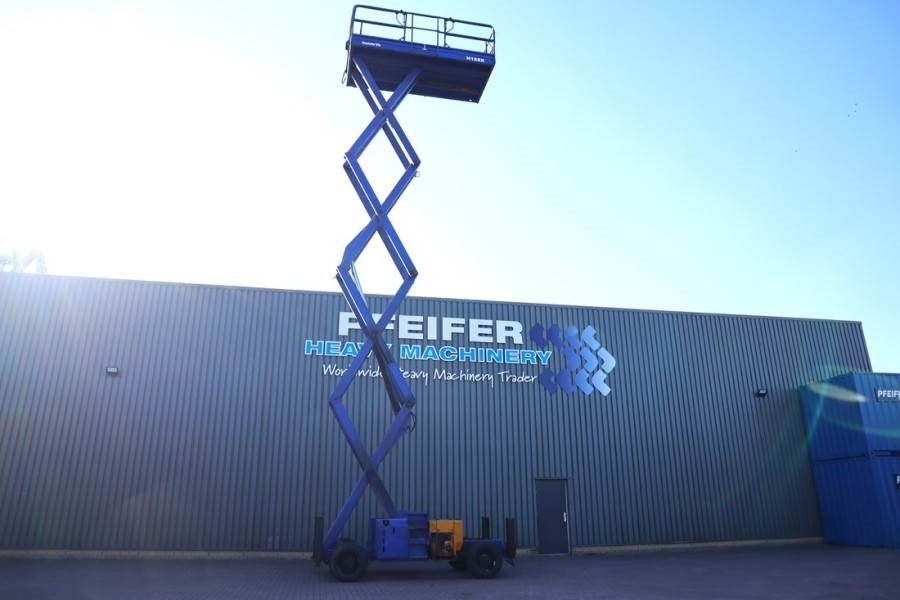 Haulotte H15SX New Tyres, Diesel, 4x4 Drive, 15 Working Hei - Piattaforma a pantografo: foto 3 Haulotte H15SX New Tyres, Diesel, 4x4 Drive, 15 Working Hei - Piattaforma a pantografo: foto 3