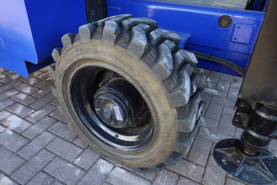 Piattaforma a pantografo Haulotte H15SXL Diesel, 4x4 Drive, 15m Working Height, 500k: foto 9