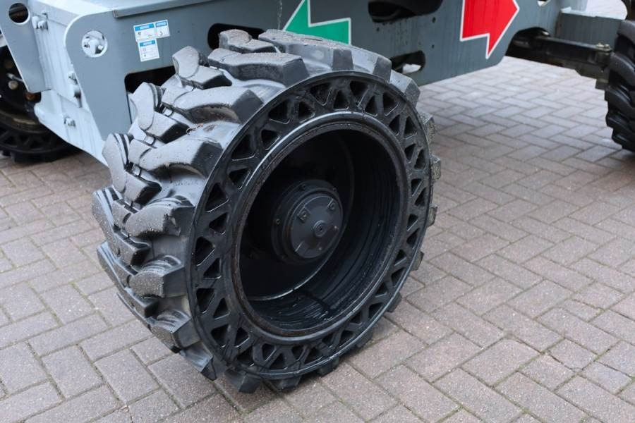 Haulotte HA16RTJ Pro Diesel, 4x4x4 Drive, 16 m Working Heig - Piattaforma articolata: foto 2 Haulotte HA16RTJ Pro Diesel, 4x4x4 Drive, 16 m Working Heig - Piattaforma articolata: foto 2